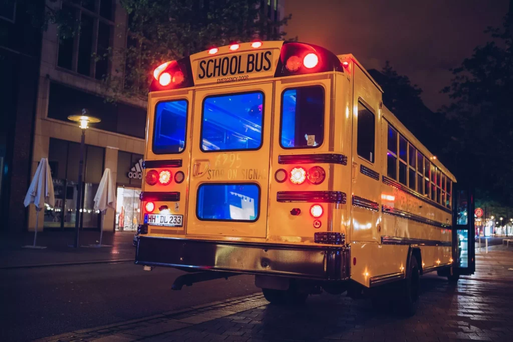 школьный автобус для вечеринок